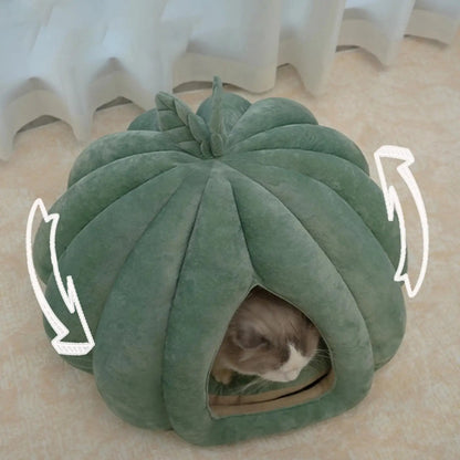 Enclosed Pumpkin Cat Bed